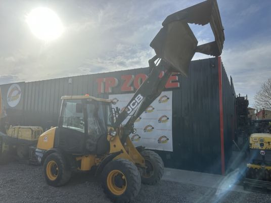 JCB 406 à 23500 € HT - Pemuat ringkas: gambar 3 JCB 406 à 23500 € HT - Pemuat ringkas: gambar 3