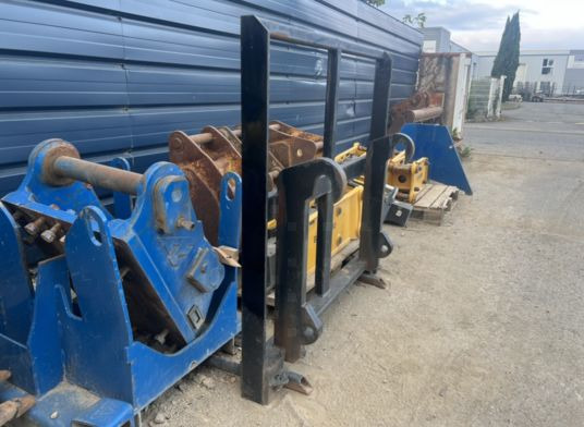 Merlo Pique botte - Lampiran untuk Peralatan untuk menangani material: gambar 1 Merlo Pique botte - Lampiran untuk Peralatan untuk menangani material: gambar 1