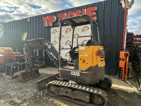 Volvo ECR25D à 22 500 € HT - Ekskavator mini: gambar 4 Volvo ECR25D à 22 500 € HT - Ekskavator mini: gambar 4