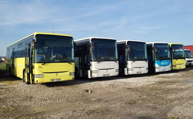 Irisbus Iveco Recreo 5 sztuk 2009 - Bus pinggiran kota: gambar 1 Irisbus Iveco Recreo 5 sztuk 2009 - Bus pinggiran kota: gambar 1