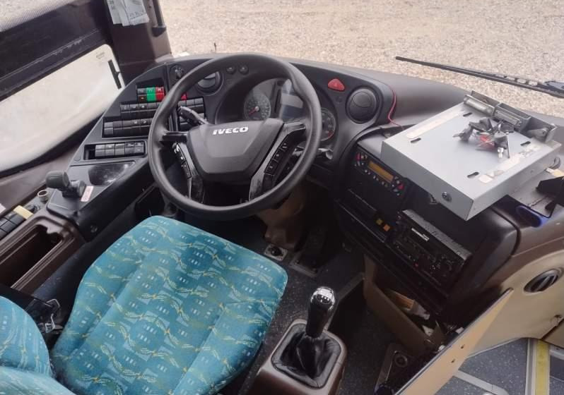 Iveco Crosswey 12M 2 szt KLIMA - Bus pinggiran kota: gambar 5 Iveco Crosswey 12M 2 szt KLIMA - Bus pinggiran kota: gambar 5