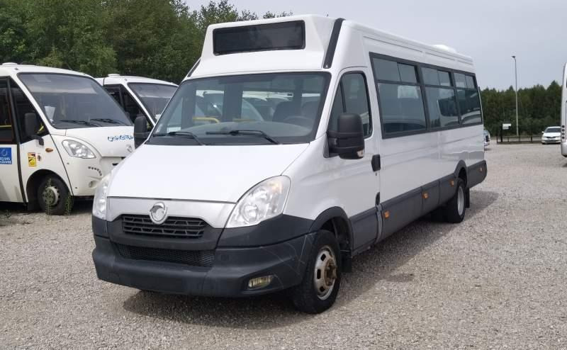 Iveco Daily 23 *NOWY SILNIK* 2 SZTUKI*, klima, winda - Bus pinggiran kota: gambar 2 Iveco Daily 23 *NOWY SILNIK* 2 SZTUKI*, klima, winda - Bus pinggiran kota: gambar 2