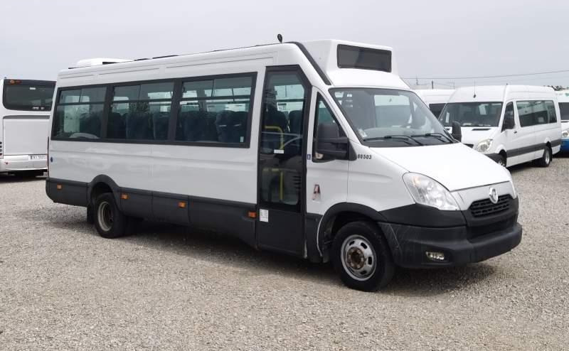 Iveco Daily 23 *NOWY SILNIK* 2 SZTUKI*, klima, winda - Bus pinggiran kota: gambar 1 Iveco Daily 23 *NOWY SILNIK* 2 SZTUKI*, klima, winda - Bus pinggiran kota: gambar 1