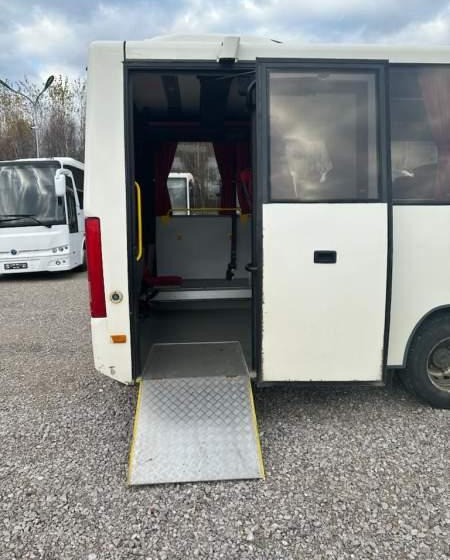 Bus mini, Van penumpang Iveco Daily Kutsenits 2011 Rossero, Prodig: gambar 6