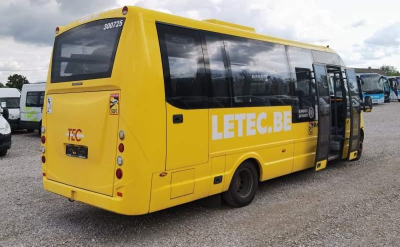 Iveco Rosero First *2x klima*webasto* - Bus mini, Van penumpang: gambar 5 Iveco Rosero First *2x klima*webasto* - Bus mini, Van penumpang: gambar 5