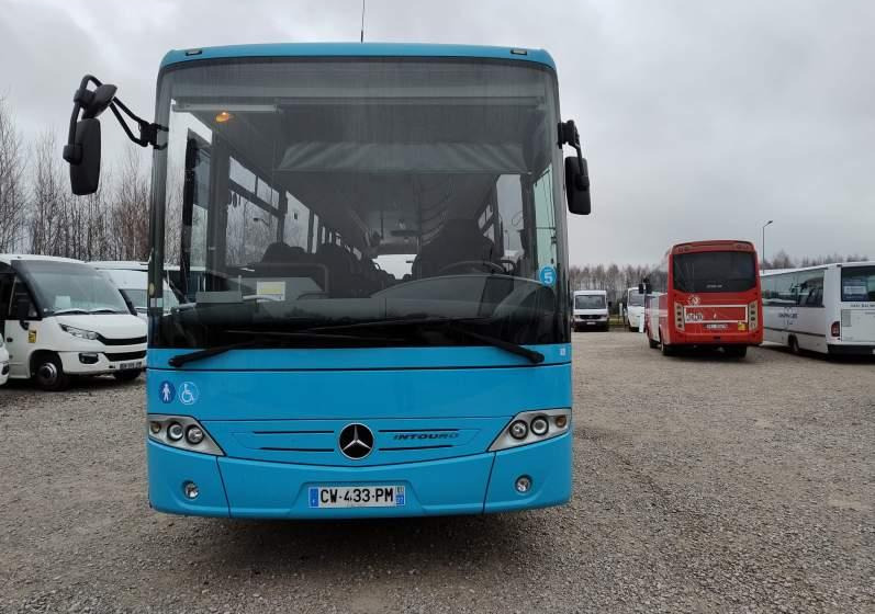 Mercedes-Benz INTOURO M/L - Bus pinggiran kota: gambar 2 Mercedes-Benz INTOURO M/L - Bus pinggiran kota: gambar 2
