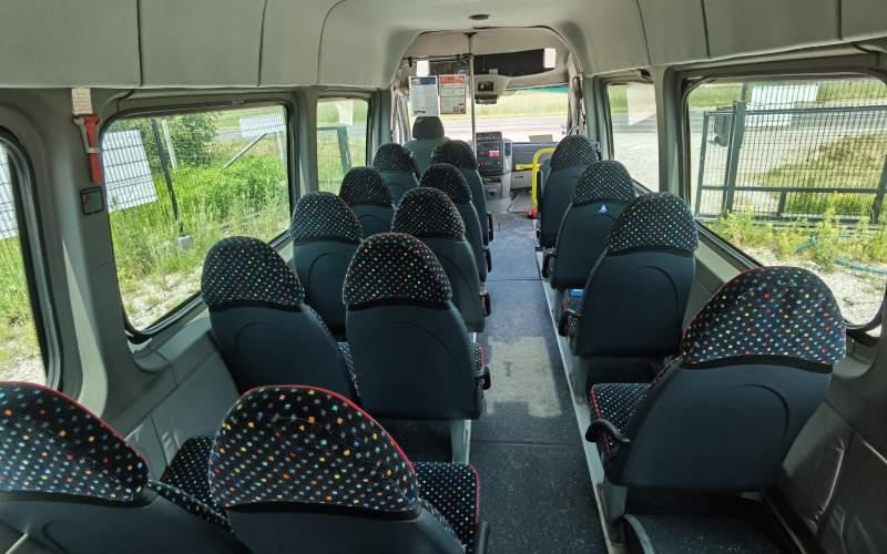 Bus pinggiran kota Mercedes-Benz Sprinter *klima*webasto*: gambar 30