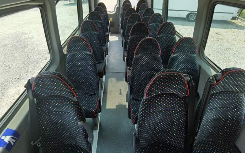 Bus pinggiran kota Mercedes-Benz Sprinter *klima*webasto*: gambar 26