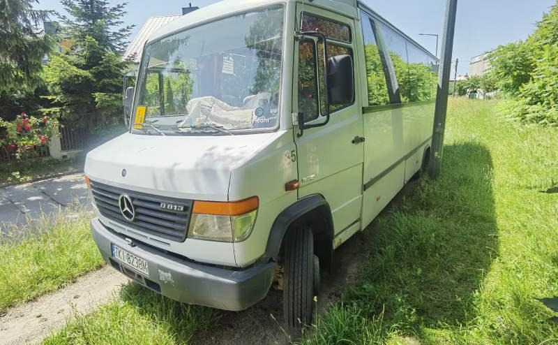 Mercedes-Benz Vario 813D 37+12 - Bus pinggiran kota: gambar 5 Mercedes-Benz Vario 813D 37+12 - Bus pinggiran kota: gambar 5