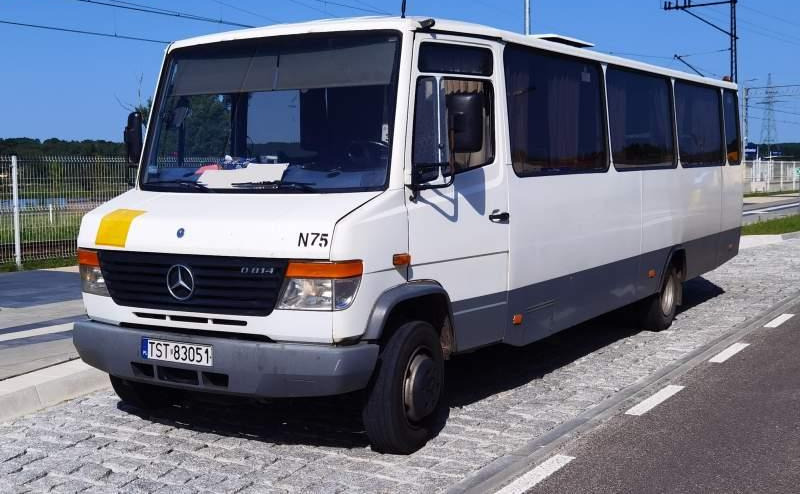 Mercedes-Benz Vario 814D 38+12 - Bus pinggiran kota: gambar 1 Mercedes-Benz Vario 814D 38+12 - Bus pinggiran kota: gambar 1