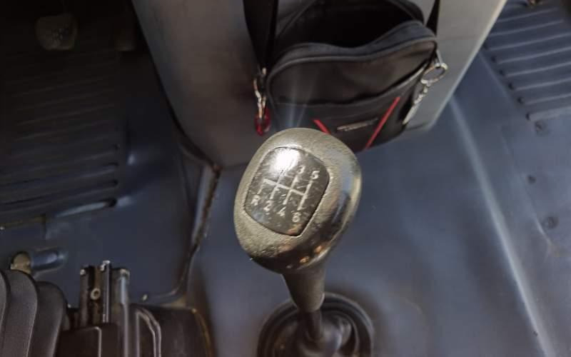 Mercedes-Benz Vario 814D 38+12 - Bus pinggiran kota: gambar 4 Mercedes-Benz Vario 814D 38+12 - Bus pinggiran kota: gambar 4