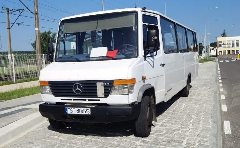 Mercedes-Benz Vario 814D 38+13 - Bus pinggiran kota: gambar 4 Mercedes-Benz Vario 814D 38+13 - Bus pinggiran kota: gambar 4