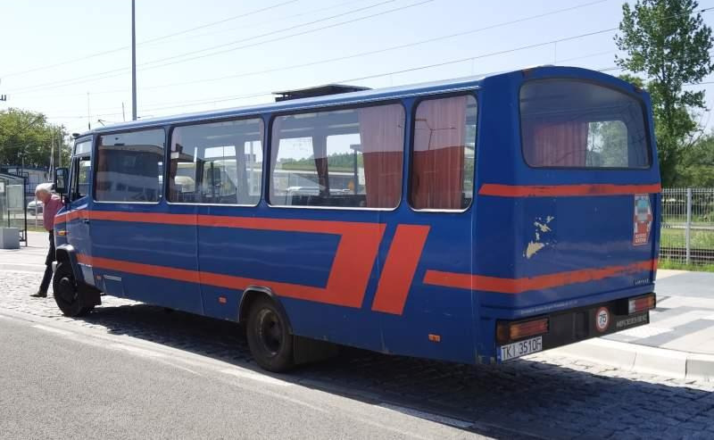 Mercedes-Benz Vario 814D 38+14 - Bus pinggiran kota: gambar 2 Mercedes-Benz Vario 814D 38+14 - Bus pinggiran kota: gambar 2