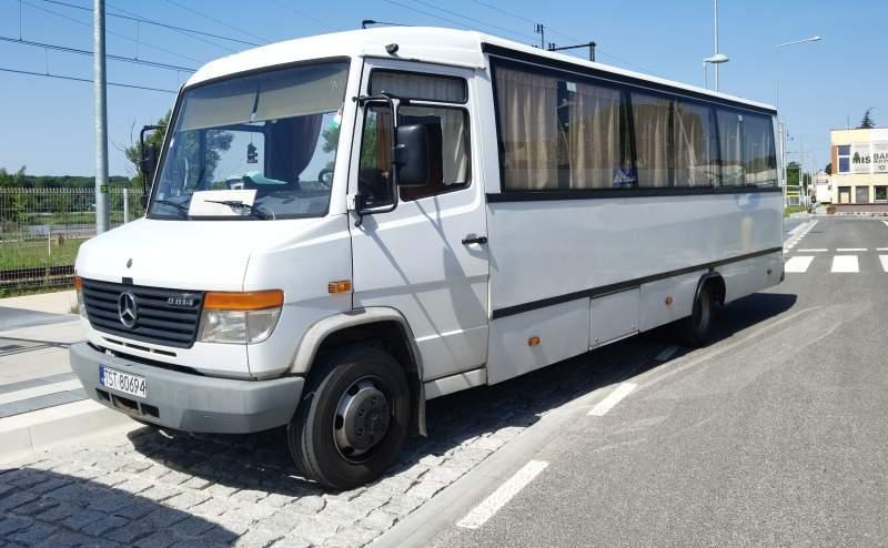 Mercedes-Benz Vario 814D 38+15 - Bus pinggiran kota: gambar 1 Mercedes-Benz Vario 814D 38+15 - Bus pinggiran kota: gambar 1