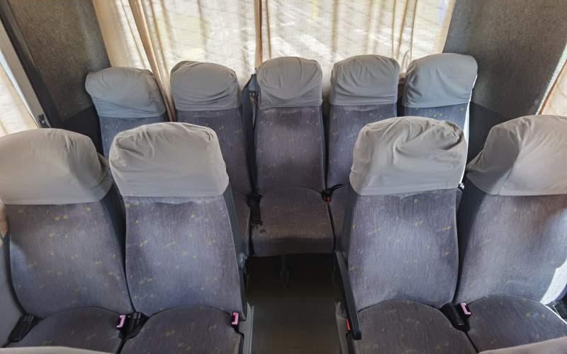 Mercedes-Benz Vario 814D 38+15 - Bus pinggiran kota: gambar 5 Mercedes-Benz Vario 814D 38+15 - Bus pinggiran kota: gambar 5