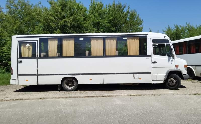 Mercedes-Benz Vario 814D 38 - Bus pinggiran kota: gambar 3 Mercedes-Benz Vario 814D 38 - Bus pinggiran kota: gambar 3