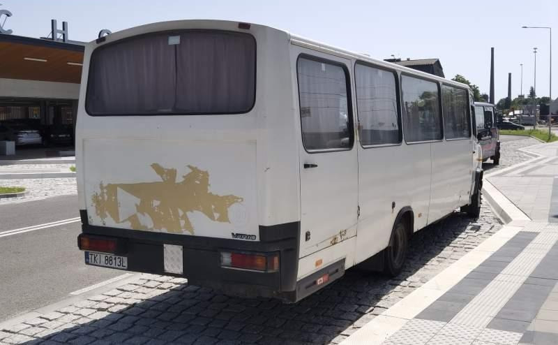 Mercedes-Benz Vario 814D 39+12 - Bus pinggiran kota: gambar 3 Mercedes-Benz Vario 814D 39+12 - Bus pinggiran kota: gambar 3