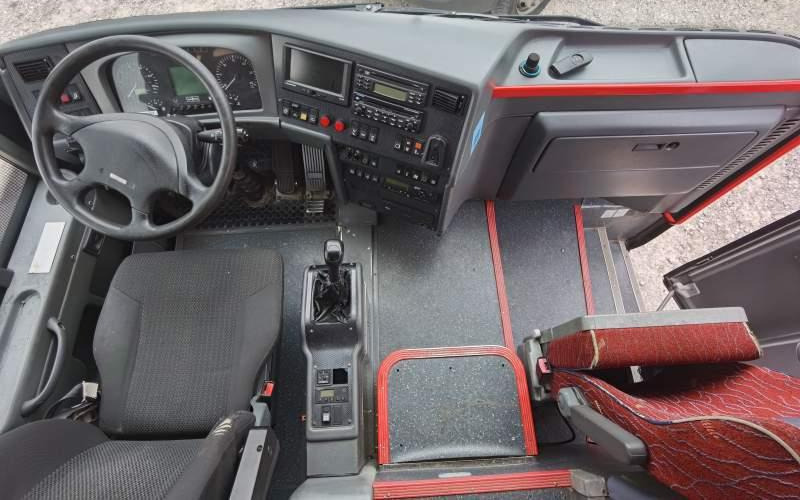 Bus pariwisata VanHool T915 Acron EURO V MAN: gambar 6