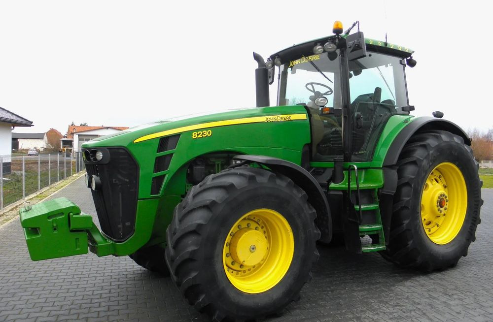 John Deere 8230 2009 Rok POWERSHIFT, Nie Malowany, Stan Bardzo Dobry - Traktor: gambar 4 John Deere 8230 2009 Rok POWERSHIFT, Nie Malowany, Stan Bardzo Dobry - Traktor: gambar 4