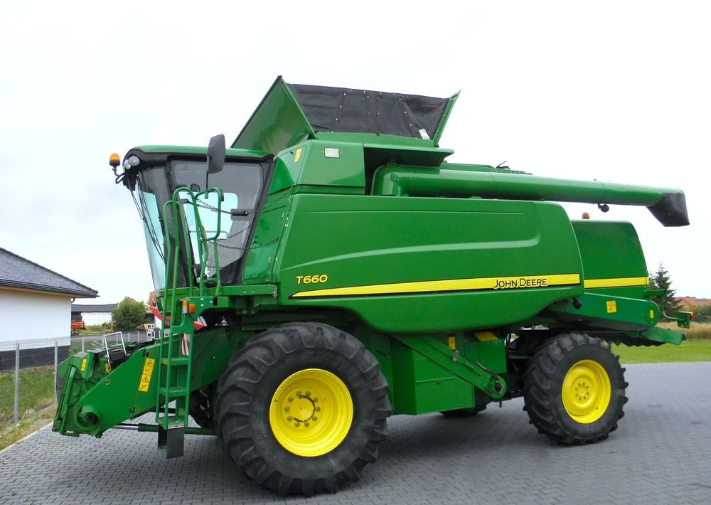 John Deere T660 2008 rok , Heder 6,7 m, Wilgotnosciomierz, Waga, Najbogatsza Wersja, Stan Idealny - Pemanen gabungan: gambar 3 John Deere T660 2008 rok , Heder 6,7 m, Wilgotnosciomierz, Waga, Najbogatsza Wersja, Stan Idealny - Pemanen gabungan: gambar 3
