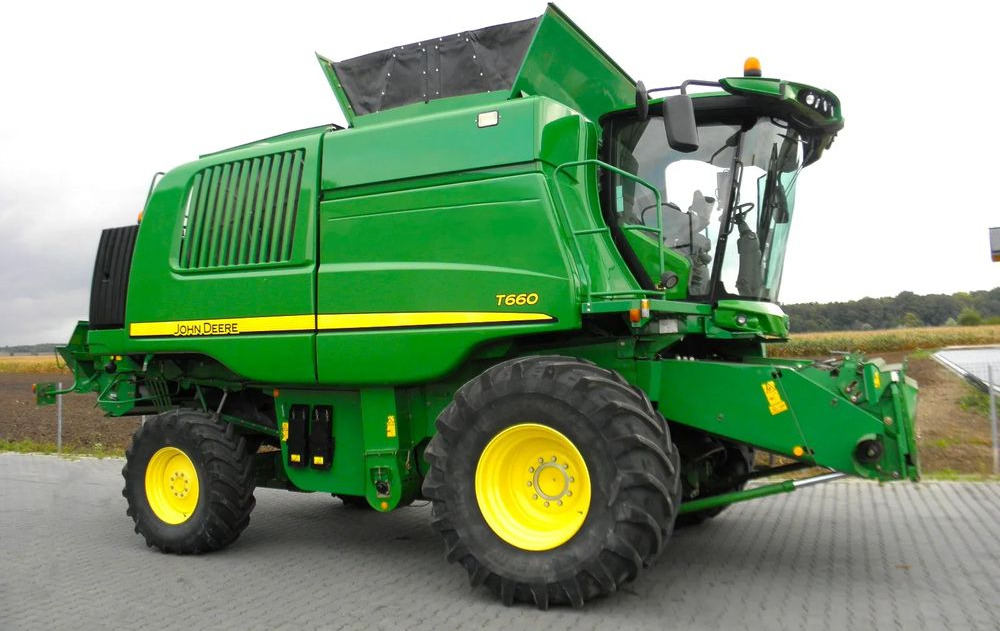 John Deere T660 2014 Rok, heder 7,6m, 2700 mtg na silniku, Najbogatsza Wersja, Nie Malowany, Stan Idealny - Pemanen gabungan: gambar 2 John Deere T660 2014 Rok, heder 7,6m, 2700 mtg na silniku, Najbogatsza Wersja, Nie Malowany, Stan Idealny - Pemanen gabungan: gambar 2