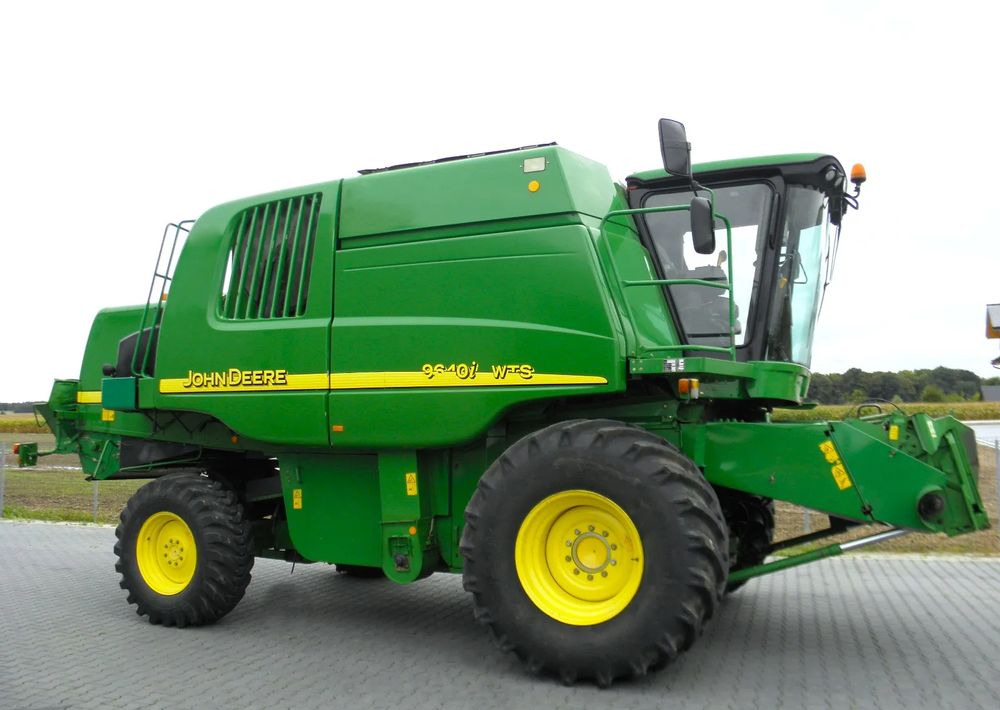 John Deere WTS 9640i 2006 Rok , Nowsza Wersja, heder,6,7m, Greenstar, Nie Malowany, Stan Bardzo Dobry - Pemanen gabungan: gambar 4 John Deere WTS 9640i 2006 Rok , Nowsza Wersja, heder,6,7m, Greenstar, Nie Malowany, Stan Bardzo Dobry - Pemanen gabungan: gambar 4