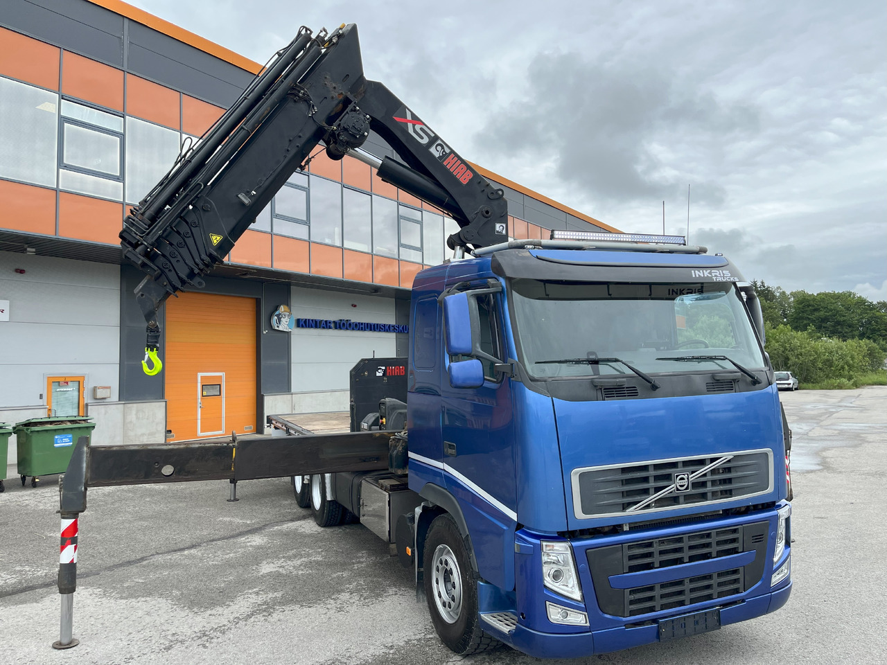 Volvo FH12 6x2 + CRANE HIAB XS 422 E6 - Truk derek: gambar 1 Volvo FH12 6x2 + CRANE HIAB XS 422 E6 - Truk derek: gambar 1