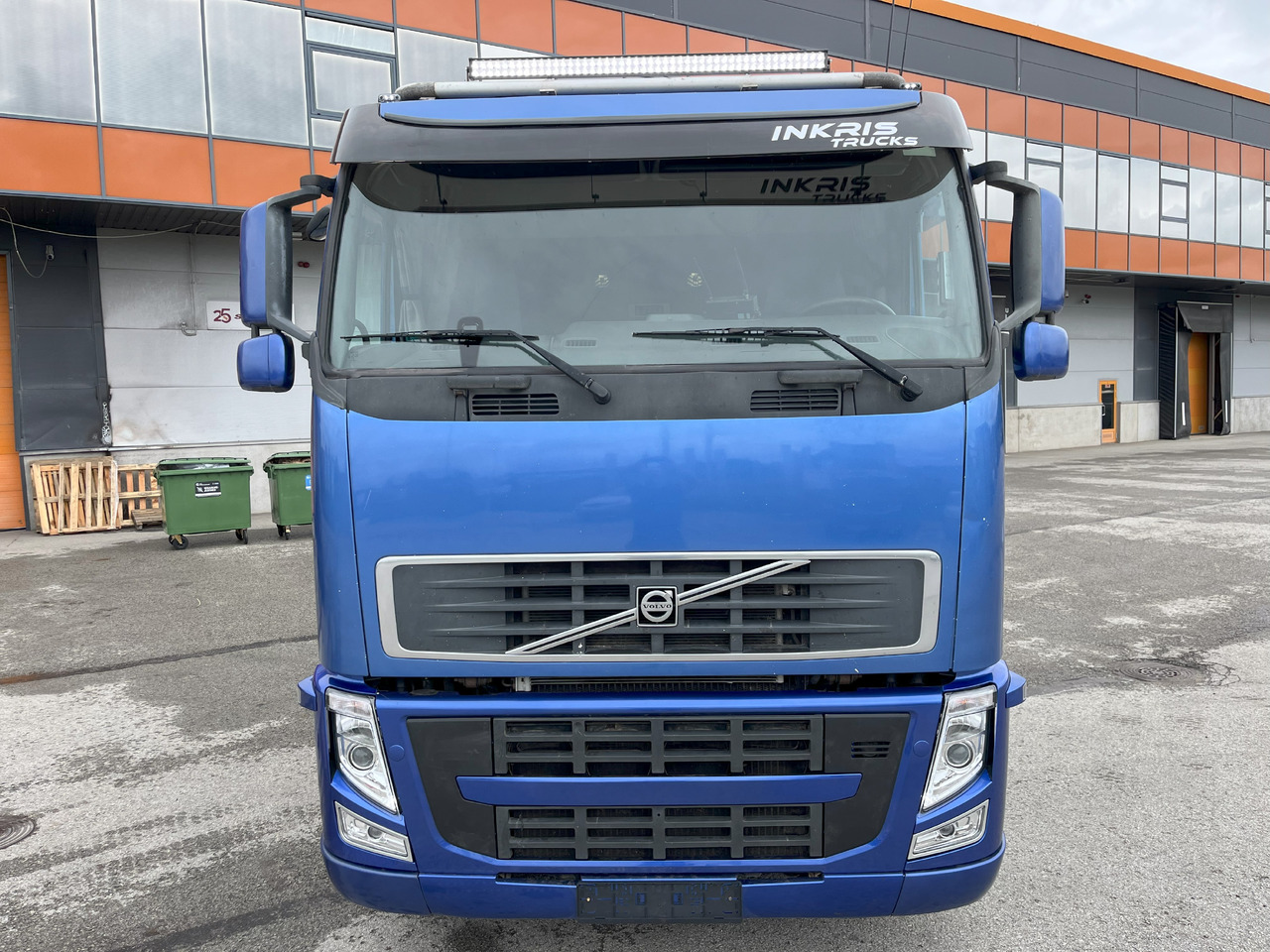 Volvo FH12 6x2 + CRANE HIAB XS 422 E6 - Truk derek: gambar 3 Volvo FH12 6x2 + CRANE HIAB XS 422 E6 - Truk derek: gambar 3