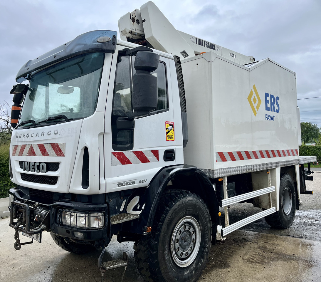 Iveco Eurocargo 150E28 4x4 nacelle Time 16M - Platform udara yang dipasang di truk: gambar 1 Iveco Eurocargo 150E28 4x4 nacelle Time 16M - Platform udara yang dipasang di truk: gambar 1