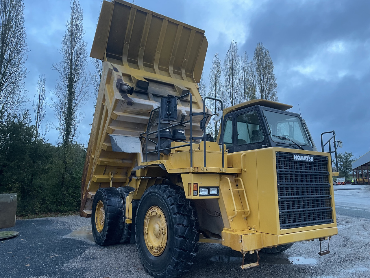 KOMATSU Hd405-6 - Truk batu/ Dumper iebes: gambar 4 KOMATSU Hd405-6 - Truk batu/ Dumper iebes: gambar 4