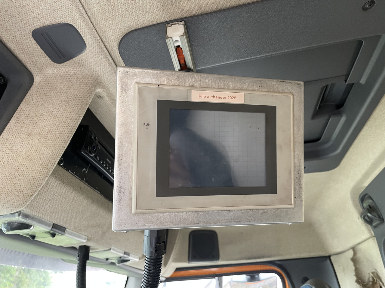 Aspal sprayer Renault Kerax 8x4 pata point a temps Mauguin: gambar 6