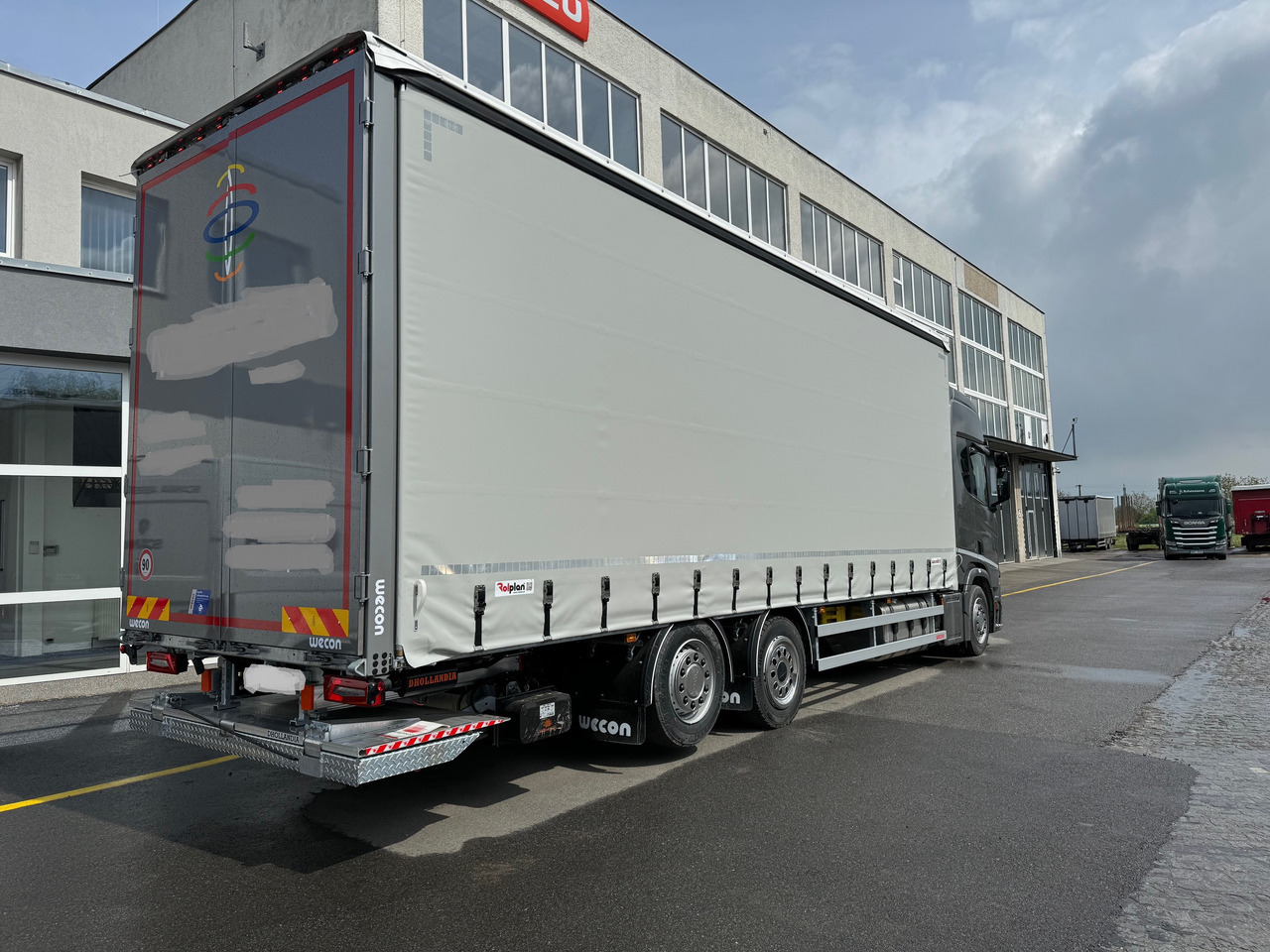 Scania S540 6x2LB - Bodi flatbed: gambar 3 Scania S540 6x2LB - Bodi flatbed: gambar 3