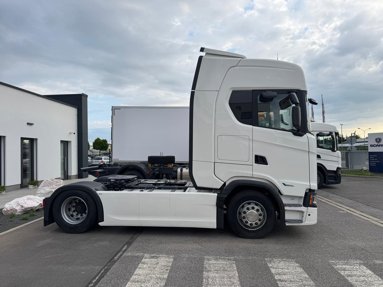 SCANIA S500A4x2LA N323 - Tractor head: gambar 2 SCANIA S500A4x2LA N323 - Tractor head: gambar 2