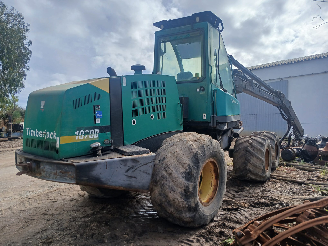 TIMBERJACK 1070D - Peralatan pemanen: gambar 4 TIMBERJACK 1070D - Peralatan pemanen: gambar 4