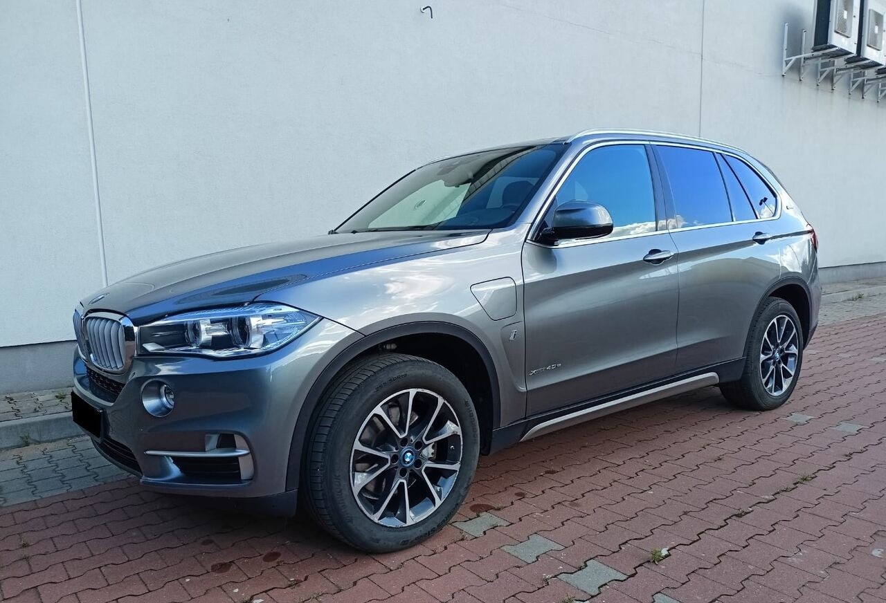 BMW X5 - Mobil SUV: gambar 2 BMW X5 - Mobil SUV: gambar 2