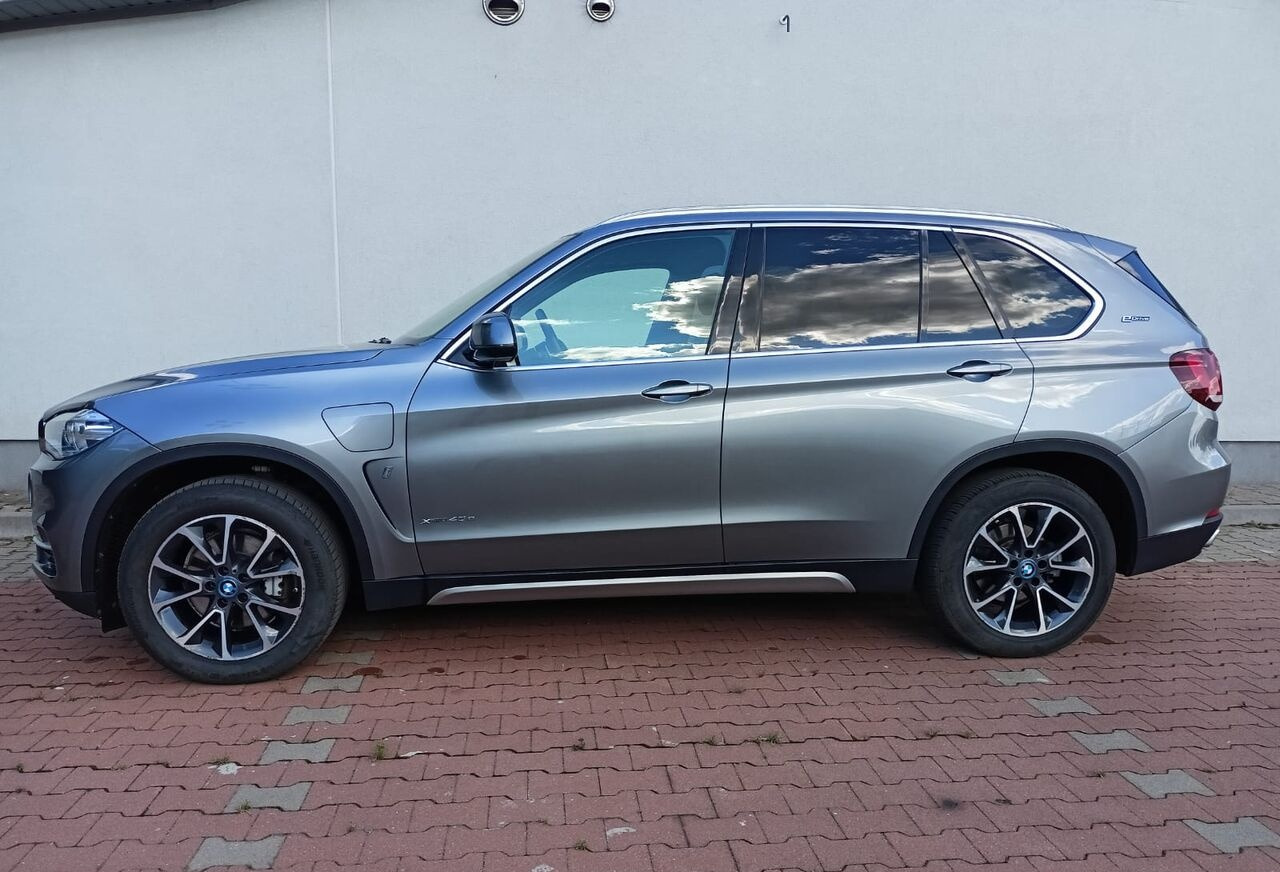 BMW X5 - Mobil SUV: gambar 3 BMW X5 - Mobil SUV: gambar 3