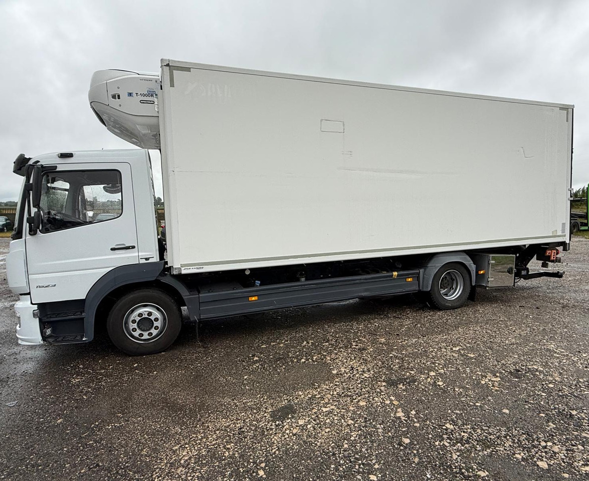 MERCEDES-BENZ ATEGO 1523 - Truk berpendingin: gambar 2 MERCEDES-BENZ ATEGO 1523 - Truk berpendingin: gambar 2