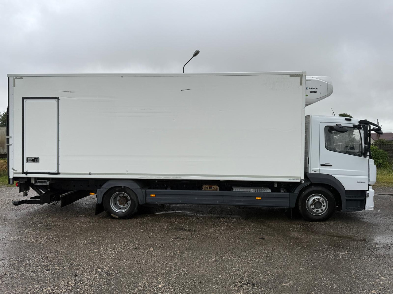 MERCEDES-BENZ ATEGO 1523 - Truk berpendingin: gambar 5 MERCEDES-BENZ ATEGO 1523 - Truk berpendingin: gambar 5