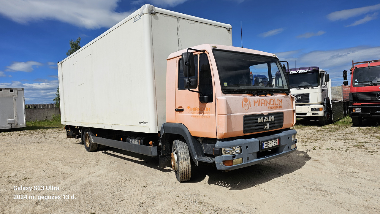 MAN 12.220 - Truk isotermal: gambar 2 MAN 12.220 - Truk isotermal: gambar 2