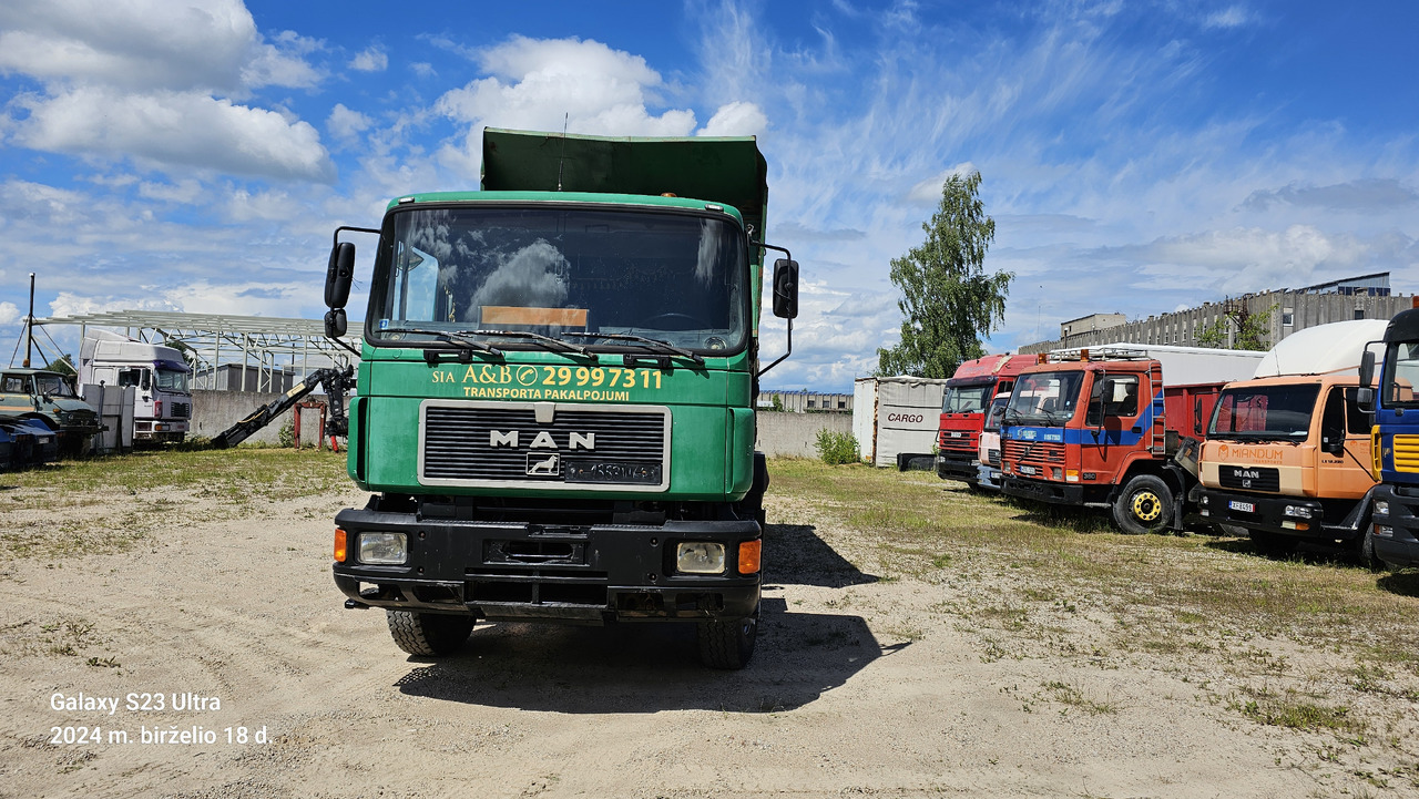MAN 26.322 - Truk jungkit: gambar 4 MAN 26.322 - Truk jungkit: gambar 4