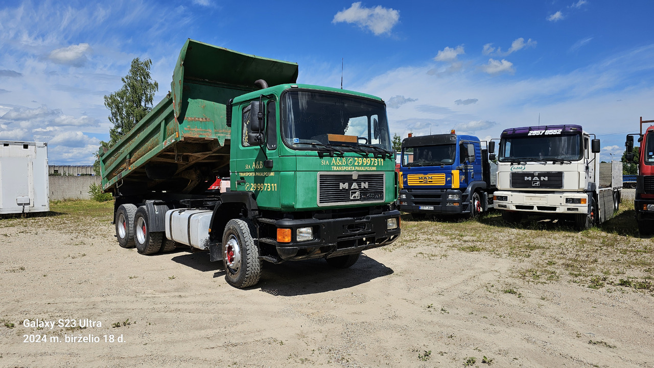 MAN 26.322 - Truk jungkit: gambar 5 MAN 26.322 - Truk jungkit: gambar 5