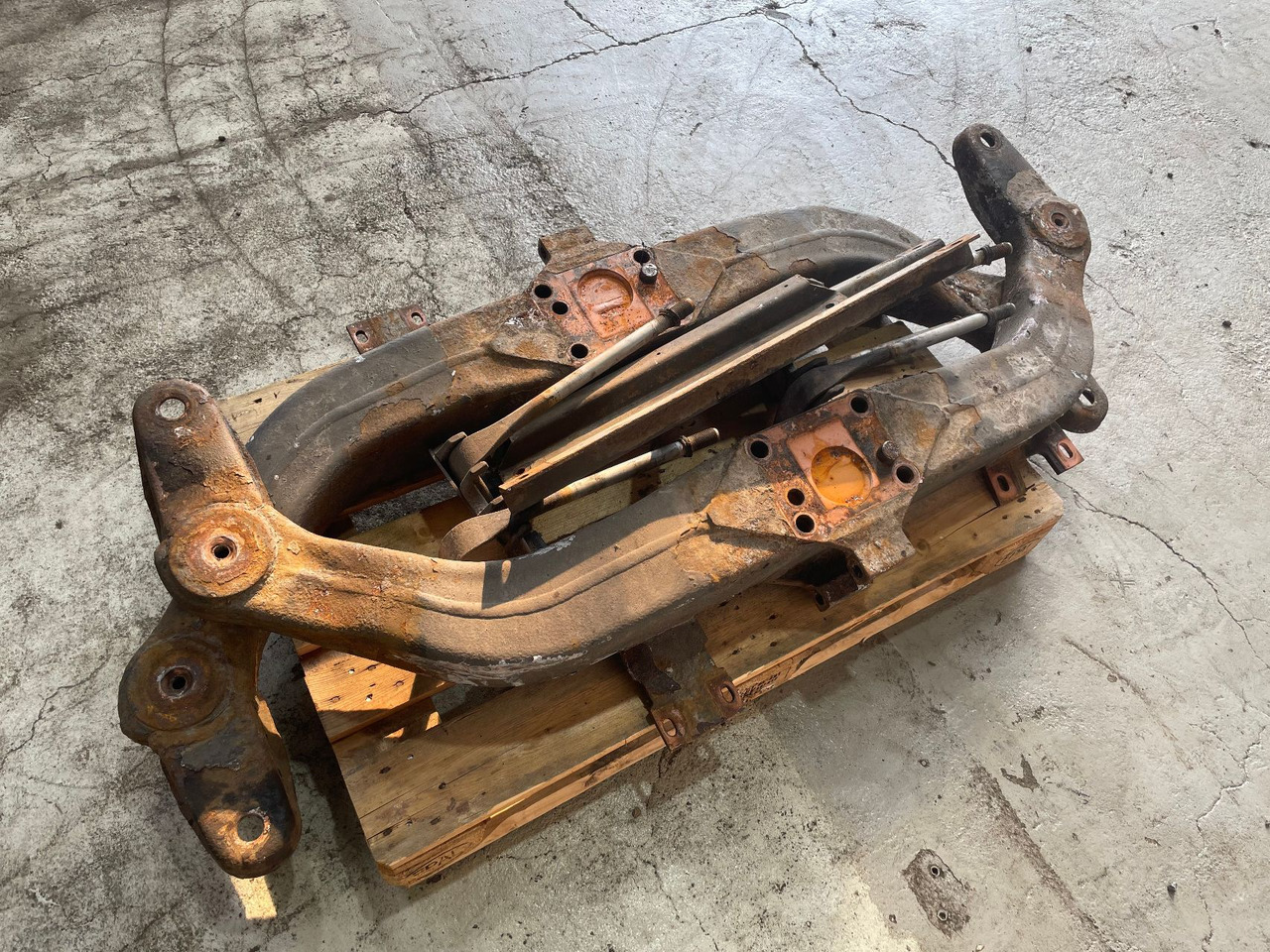 Mercedes-Benz Achsträger Hinterachse Citaro LE Setra A6283200075 A6293203675 - As roda belakang untuk Bus: gambar 4 Mercedes-Benz Achsträger Hinterachse Citaro LE Setra A6283200075 A6293203675 - As roda belakang untuk Bus: gambar 4