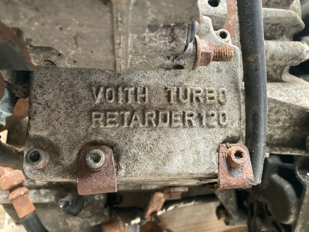 Mercedes-Benz Schaltgetriebe Mercedes GO210-6 GO 210-6 714.140 Setra Retarder - Gearbox dan bagiannya untuk Bus: gambar 3 Mercedes-Benz Schaltgetriebe Mercedes GO210-6 GO 210-6 714.140 Setra Retarder - Gearbox dan bagiannya untuk Bus: gambar 3