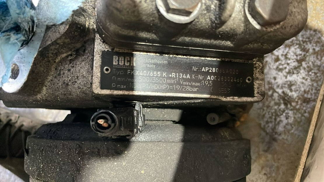 Webasto 10 x Klimakompressor Webasto GEA Spheros FK 40 FKX/655 FKX40/470 Citaro - Suku Cadang AC untuk Bus: gambar 3 Webasto 10 x Klimakompressor Webasto GEA Spheros FK 40 FKX/655 FKX40/470 Citaro - Suku Cadang AC untuk Bus: gambar 3