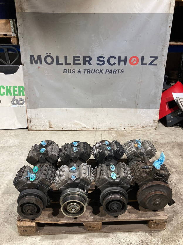 Webasto 10 x Klimakompressor Webasto GEA Spheros FK 40 FKX/655 FKX40/470 Citaro - Suku Cadang AC untuk Bus: gambar 1 Webasto 10 x Klimakompressor Webasto GEA Spheros FK 40 FKX/655 FKX40/470 Citaro - Suku Cadang AC untuk Bus: gambar 1