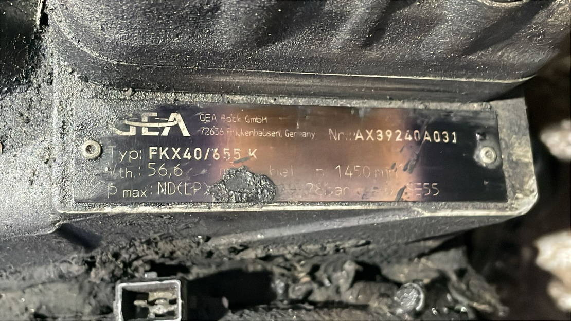 Webasto 10 x Klimakompressor Webasto GEA Spheros FK 40 FKX/655 FKX40/470 Citaro - Suku Cadang AC untuk Bus: gambar 4 Webasto 10 x Klimakompressor Webasto GEA Spheros FK 40 FKX/655 FKX40/470 Citaro - Suku Cadang AC untuk Bus: gambar 4