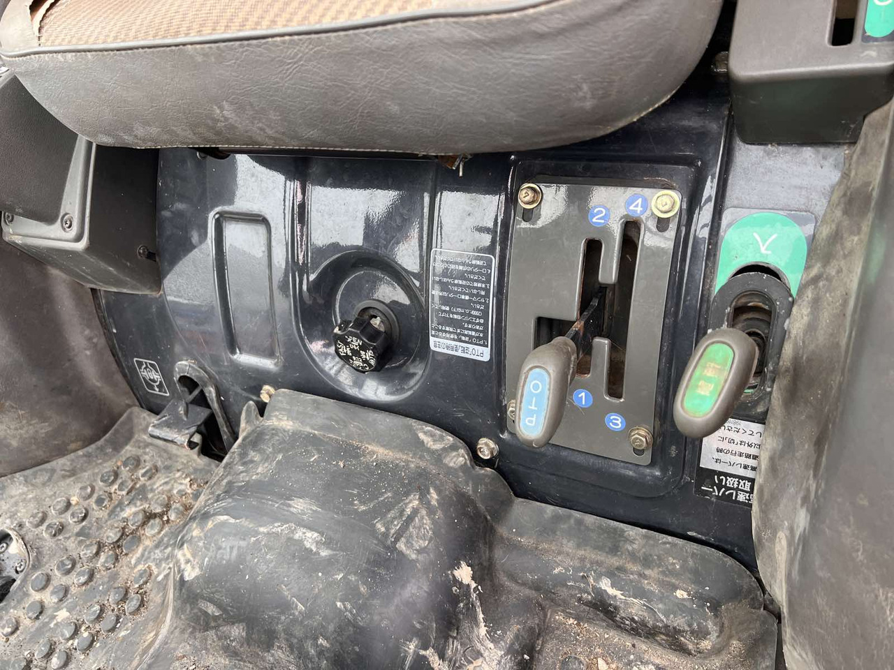 Yanmar AF342 - Traktor kompak: gambar 5 Yanmar AF342 - Traktor kompak: gambar 5