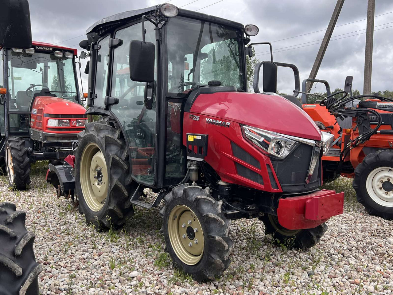 Yanmar YT225 - Traktor kompak: gambar 2 Yanmar YT225 - Traktor kompak: gambar 2