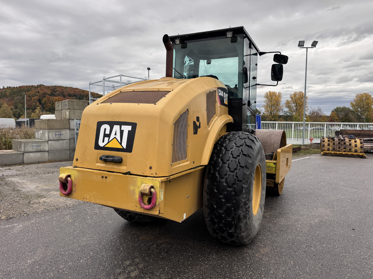 CATERPILLAR CS 64 B - Pemadat: gambar 4 CATERPILLAR CS 64 B - Pemadat: gambar 4