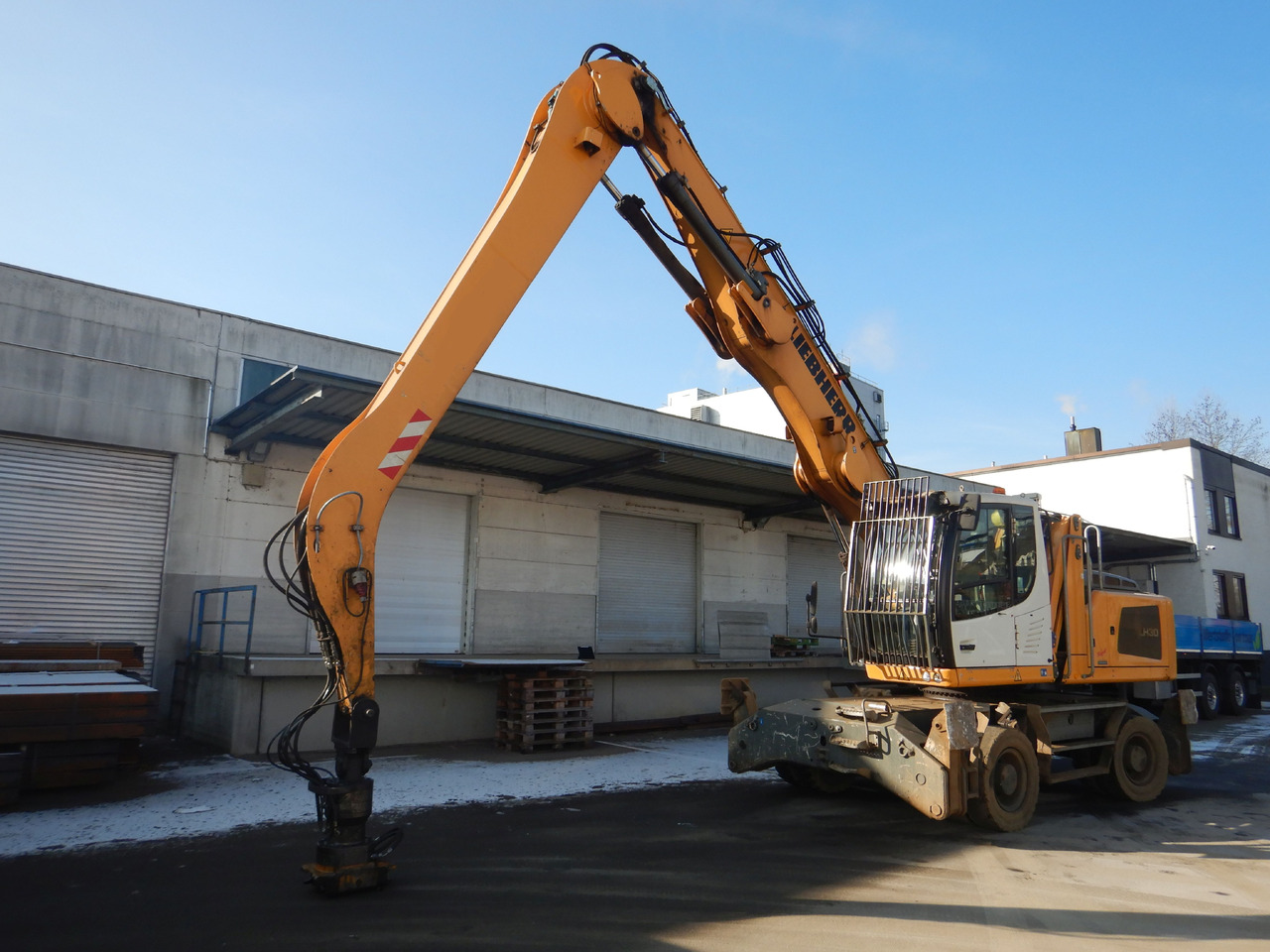 LIEBHERR LH 30 Industry - Mesin pengisi: gambar 5 LIEBHERR LH 30 Industry - Mesin pengisi: gambar 5